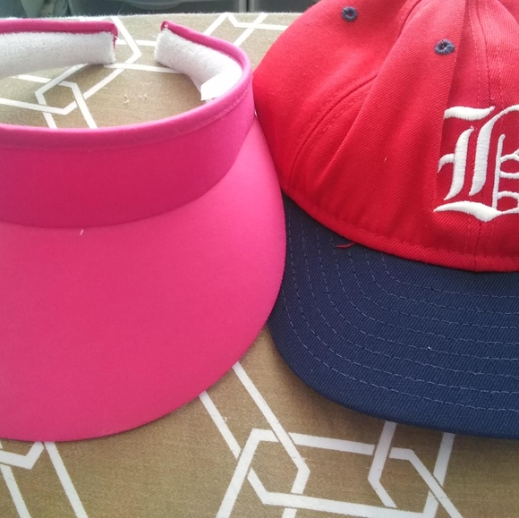 Old Row,$28 one size + Free scarf or hat. - Picture 9 of 9